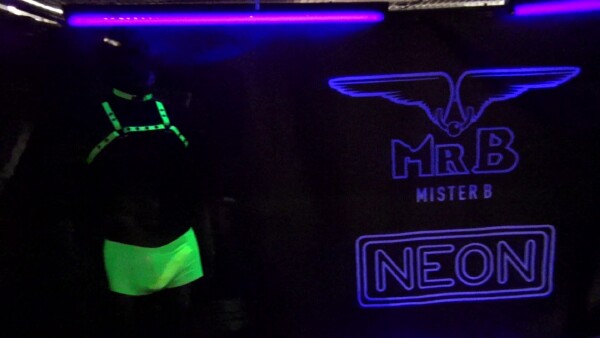 MrB introduceerd nieuwe NEON collectie